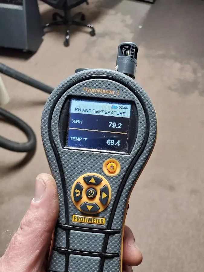 Moisture meter humidity assessment for Mold Remediation & Removal in Cottage Lake